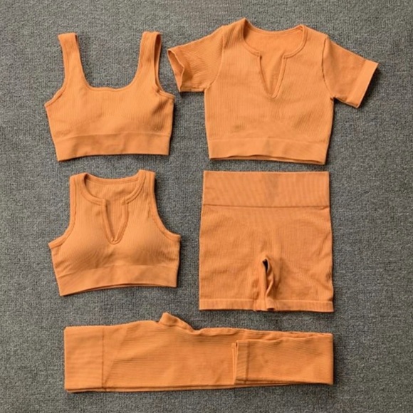 Seamless Yoga Fitness Workout Set - Picture 1 of 1